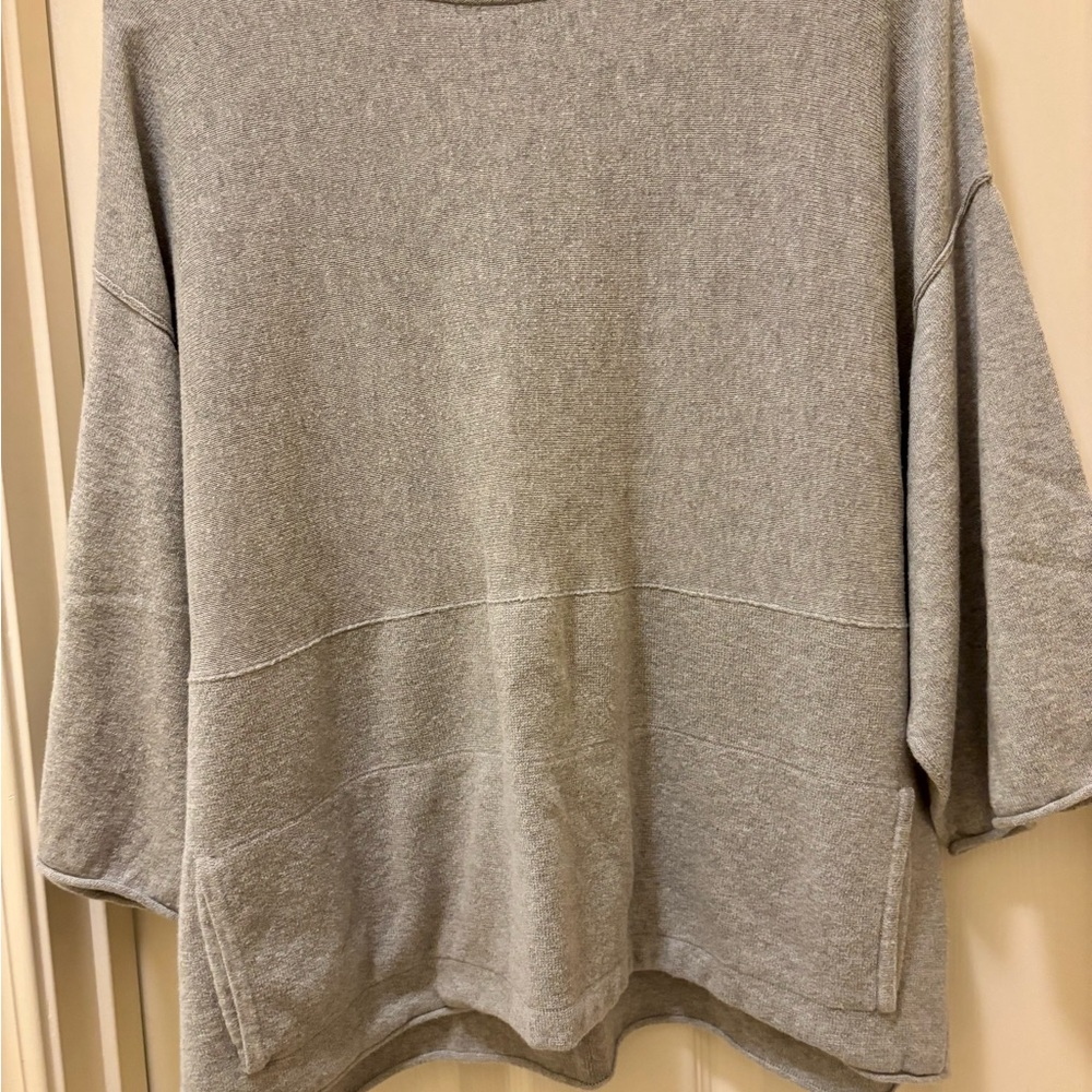 J. Jill Light Gray Women's Crew Neck Sweater